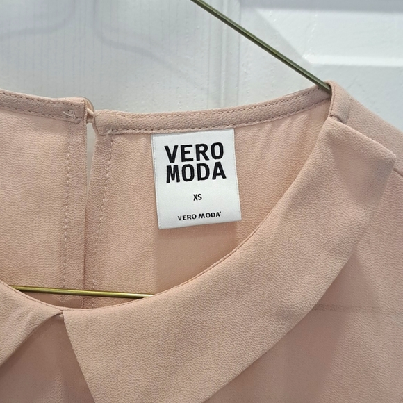 New without tag Tunic blouse - Picture 3 of 4